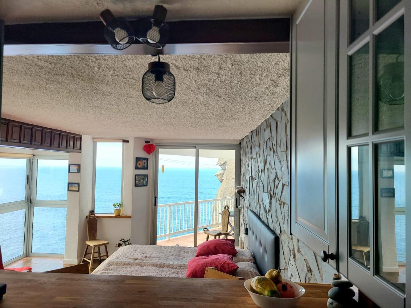 Sea Lover's Nest *