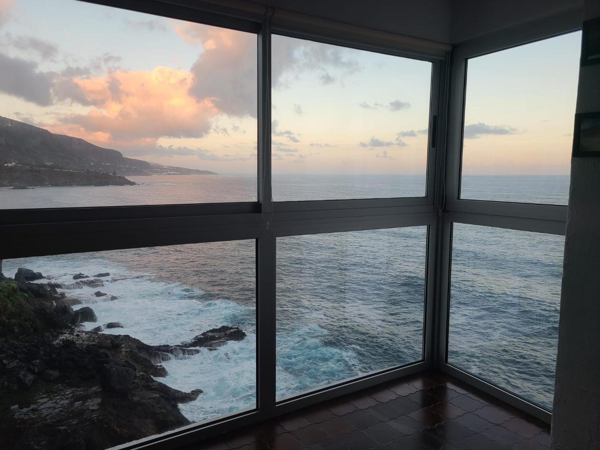 Sea Lover's Nest *